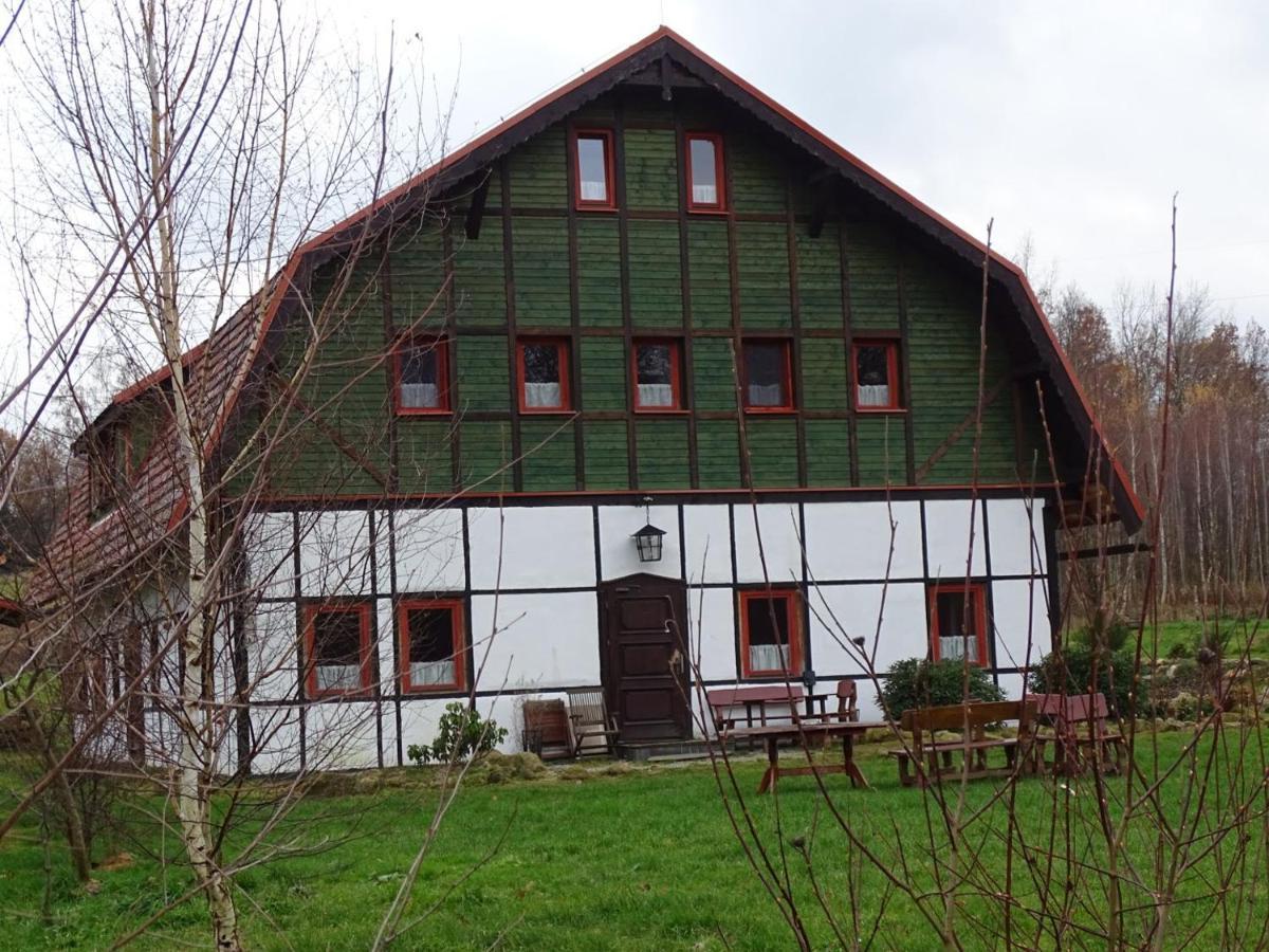Austeria Staniszow Villa เยเลเนียกูรา ภายนอก รูปภาพ